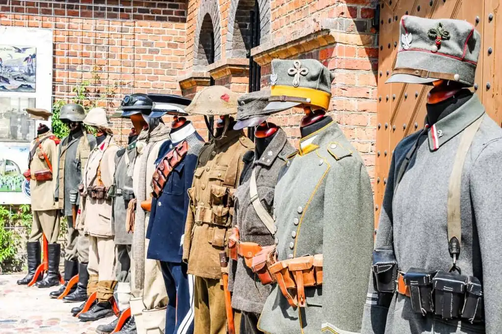 Geschichte der Polnischen Armee Uniformen