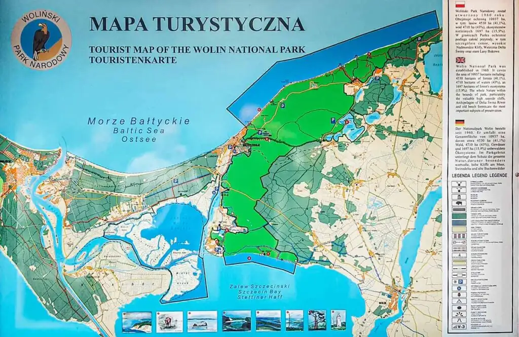 Karte des Nationalparks Wollin mit markierten Wegen und Parkplätzen, die die Hauptzugänge und Parkmöglichkeiten zeigt.