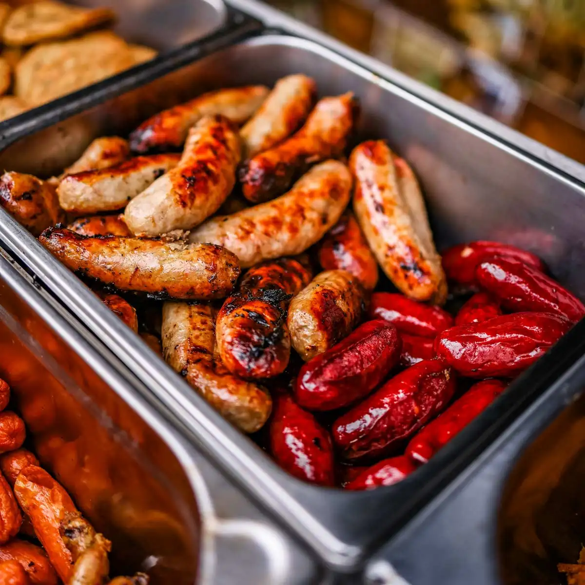 Polnische Kiełbasa – traditionelle Wurst, typisch für die deftige Küche in Polen