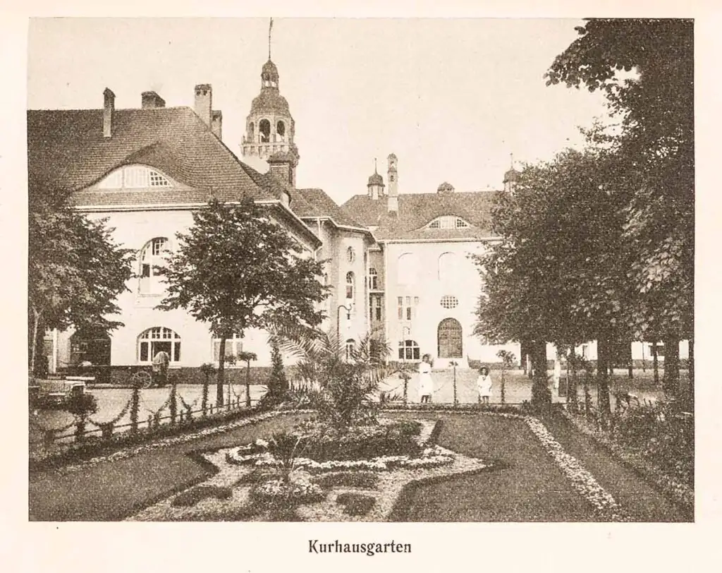 Historischer Kurhausgarten Swinemünde – Teil der Bäderarchitektur und Kurtradition an der polnischen Ostsee.